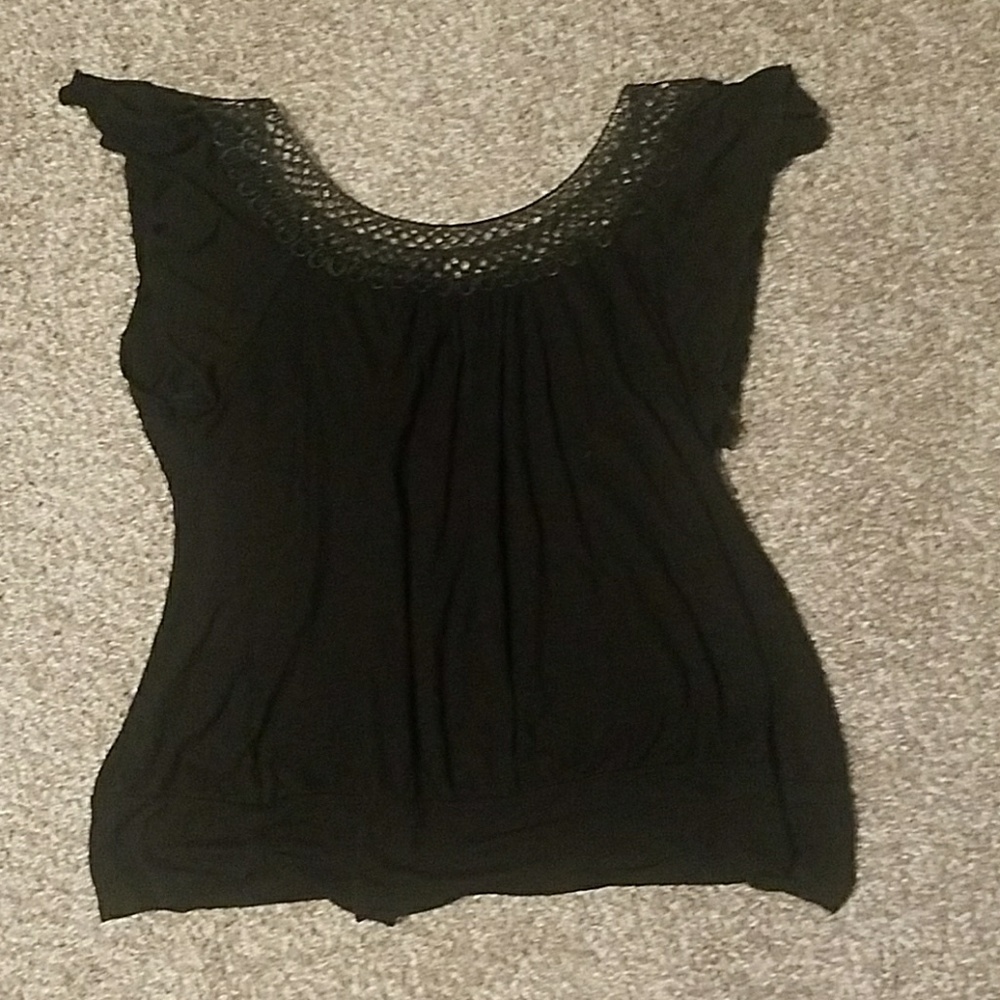Robin's Nest maternity t-shirt